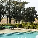 Boutique Wine - Dianella Farm stay Vinci