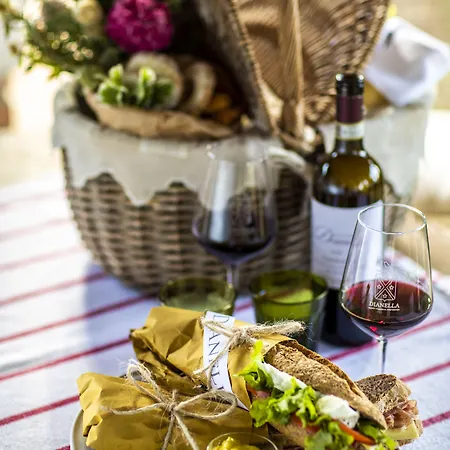 Farm stay Boutique Wine - Dianella *